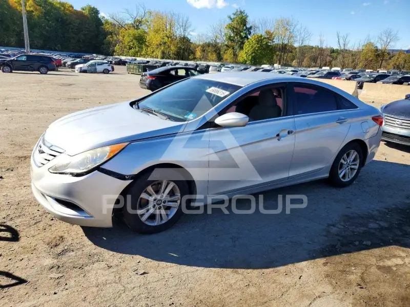 2013 Hyundai Sonata photo