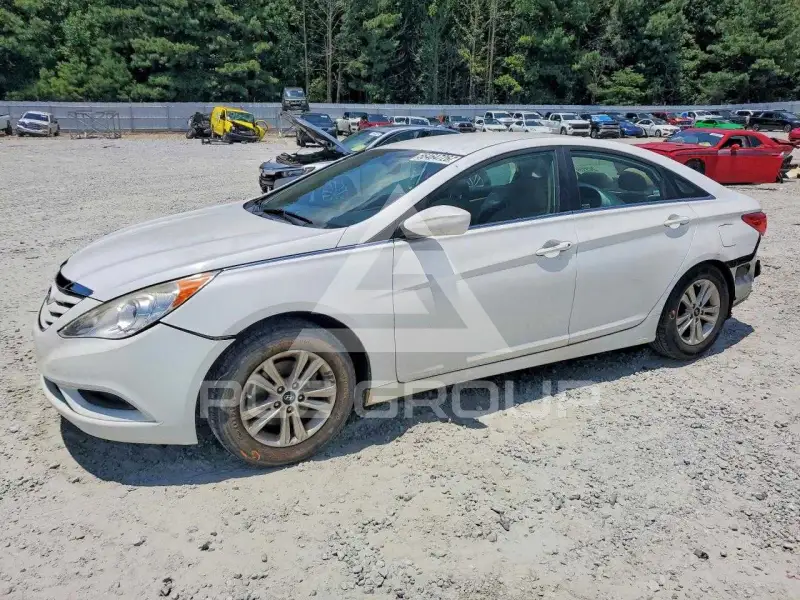 2013 Hyundai Sonata photo