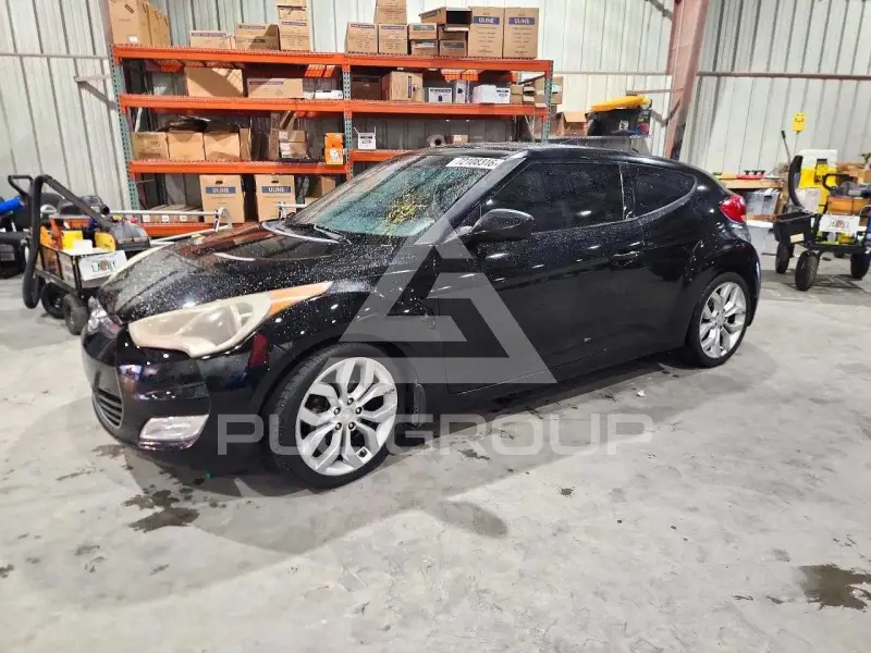 2013 Hyundai Veloster фото