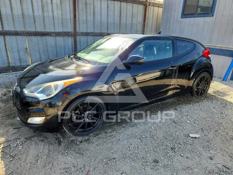 2013 Hyundai Veloster photo