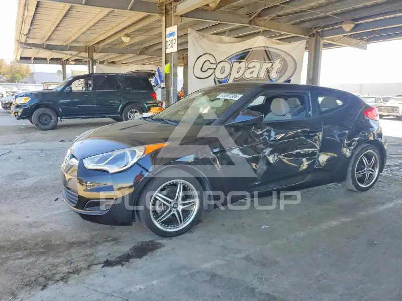 2013 Hyundai Veloster photo