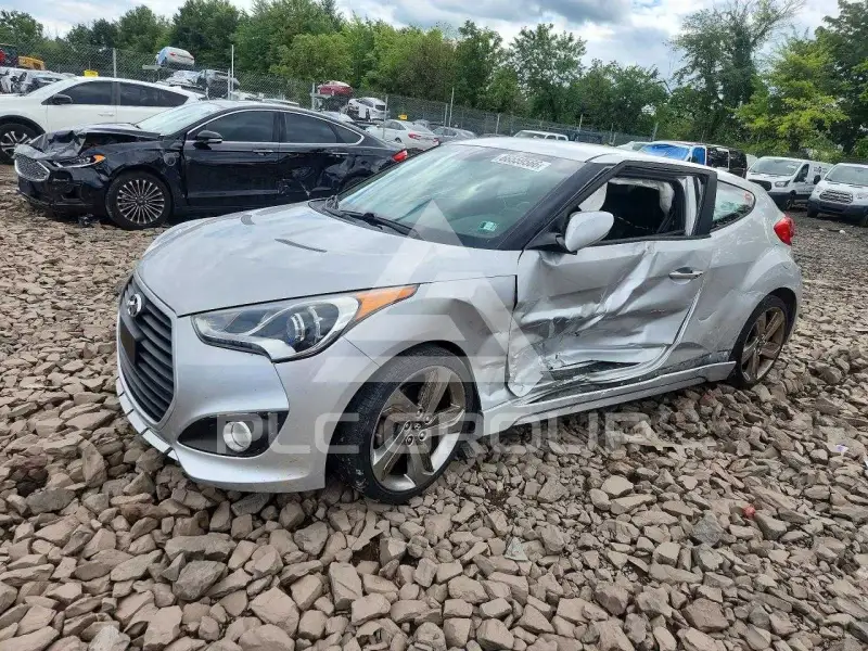2013 Hyundai Veloster photo