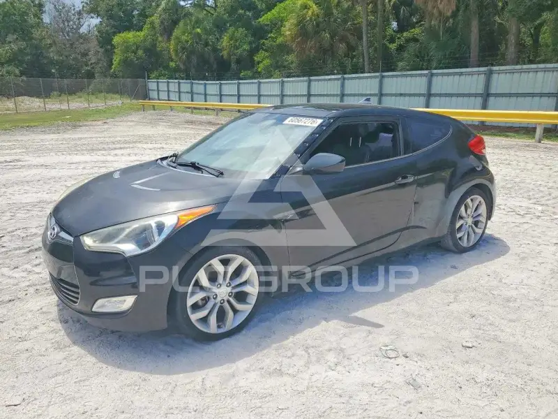 2013 Hyundai Veloster фото