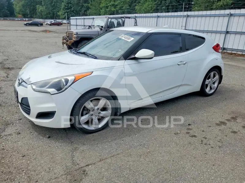2013 Hyundai Veloster photo