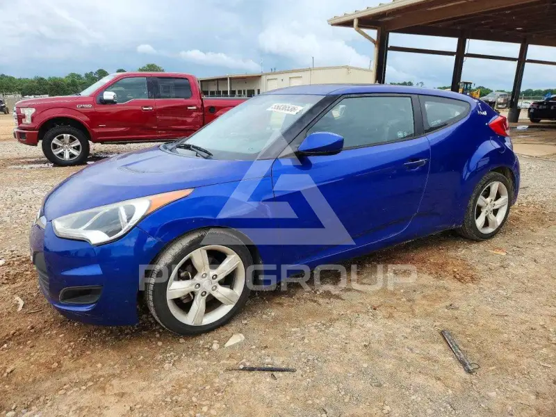 2013 Hyundai Veloster фото