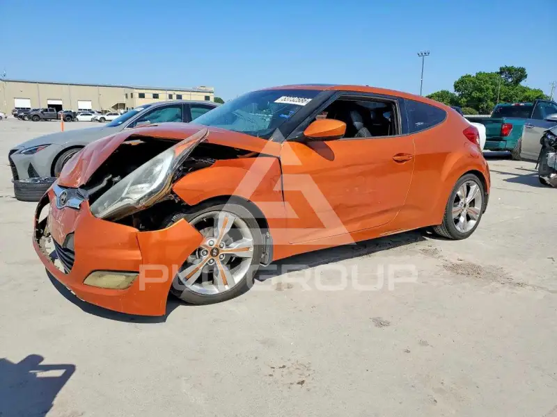 2013 Hyundai Veloster photo