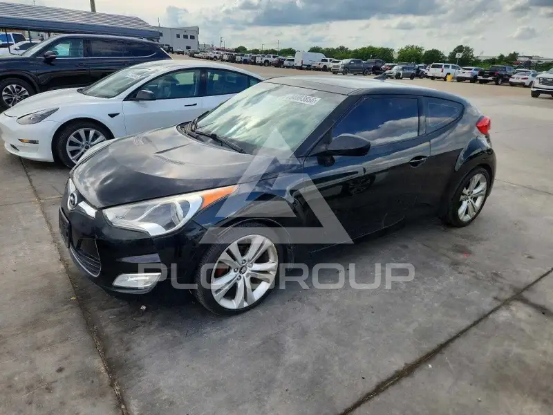2013 Hyundai Veloster фото