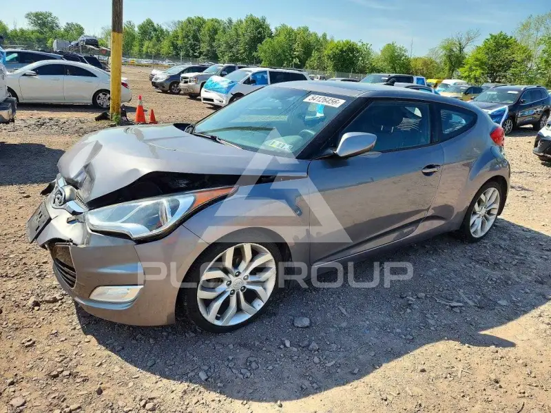 2013 Hyundai Veloster фото