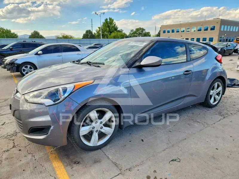 2013 Hyundai Veloster фото