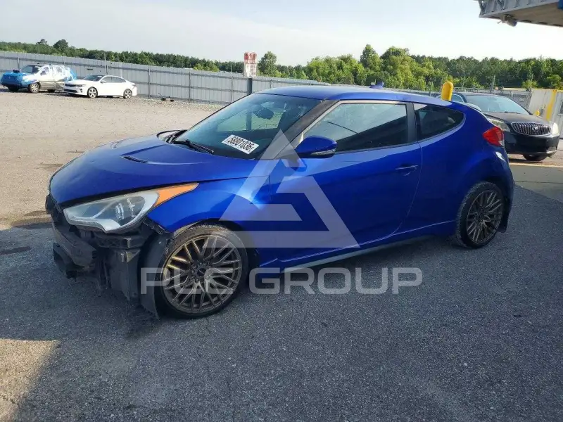 2013 Hyundai Veloster photo