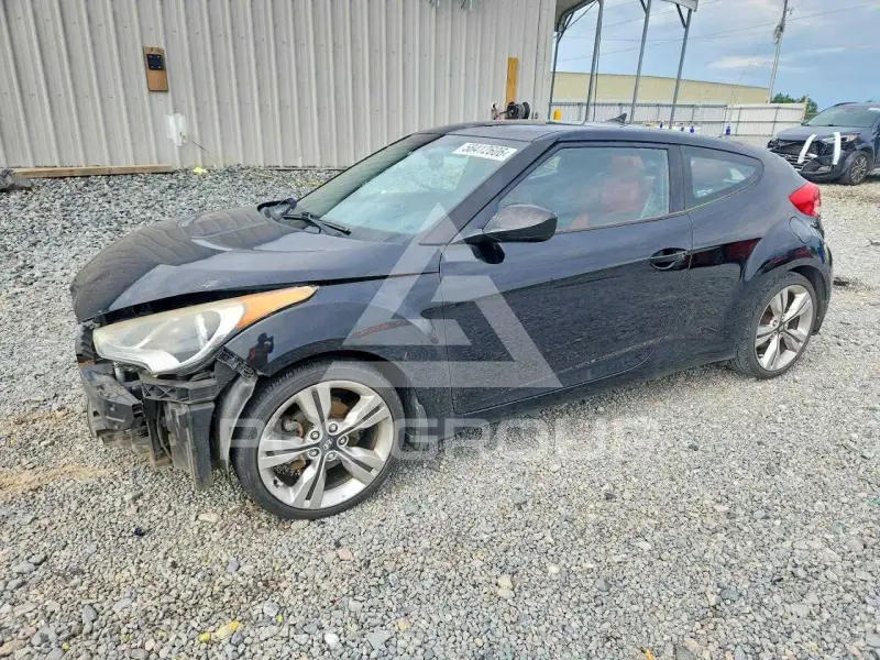 2013 Hyundai Veloster photo