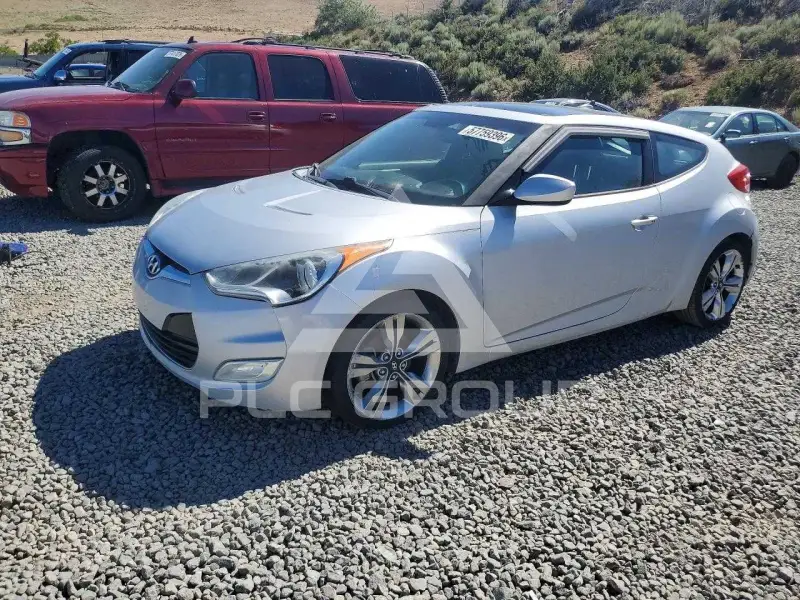 2013 Hyundai Veloster фото