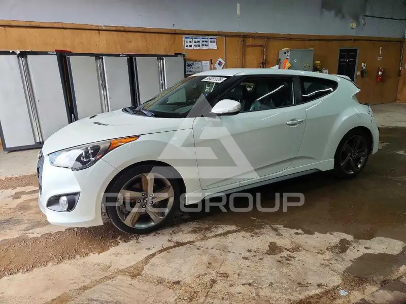 2013 Hyundai Veloster фото