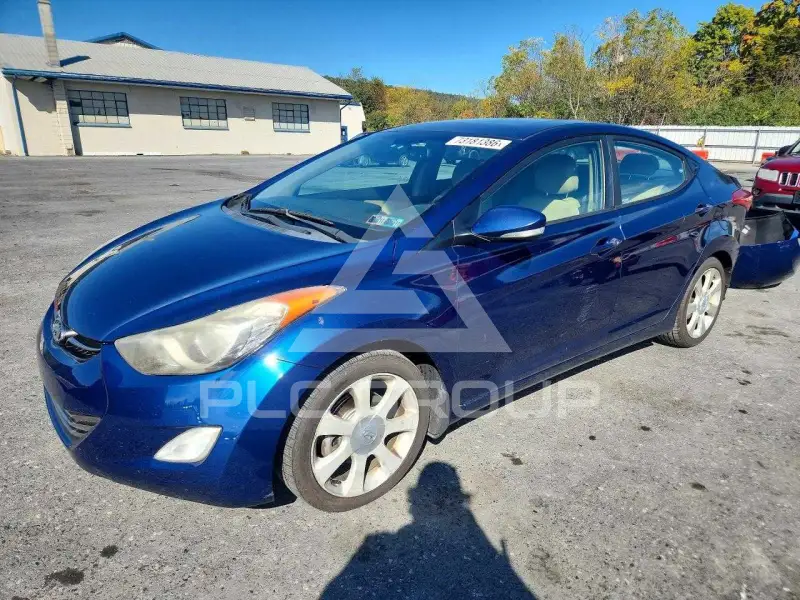 2013 Hyundai Elantra фото