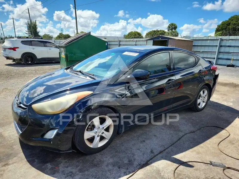 2013 Hyundai Elantra фото