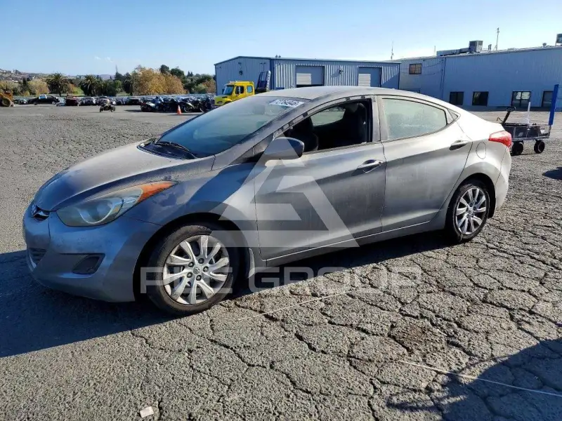 2013 Hyundai Elantra фото