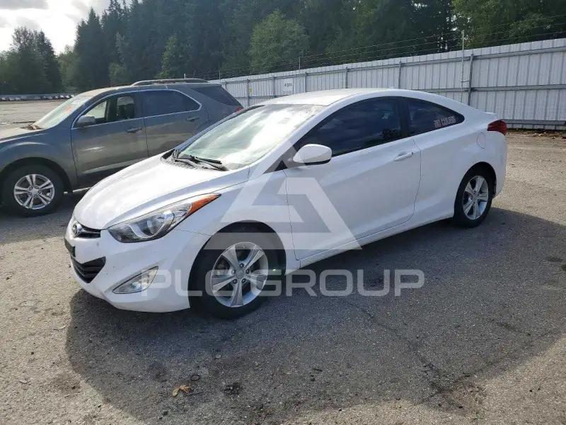 2013 Hyundai Elantra фото
