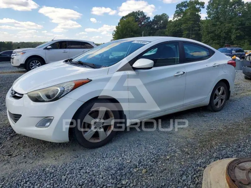 2013 Hyundai Elantra фото