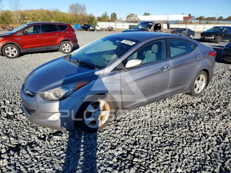2013 Hyundai Elantra фото