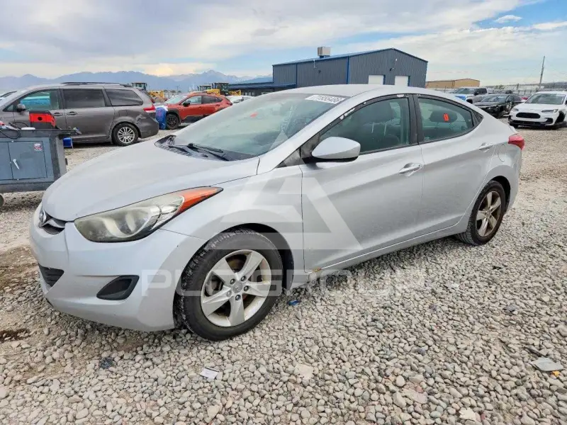 2013 Hyundai Elantra фото
