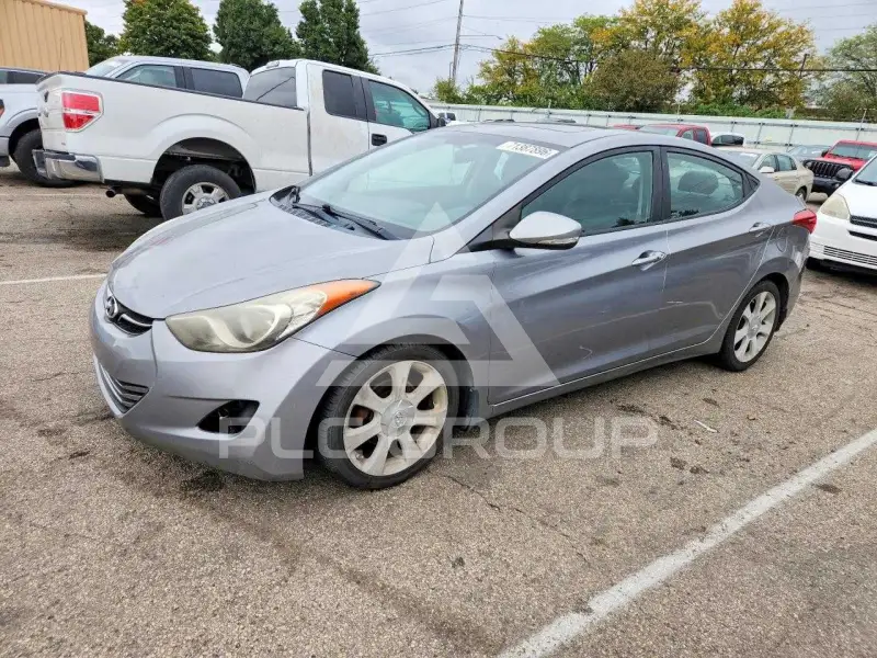 2013 Hyundai Elantra фото
