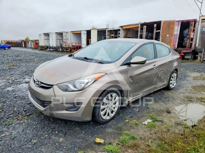 2013 Hyundai Elantra photo