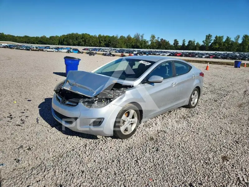 2013 Hyundai Elantra фото