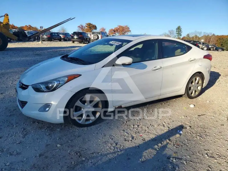 2013 Hyundai Elantra фото