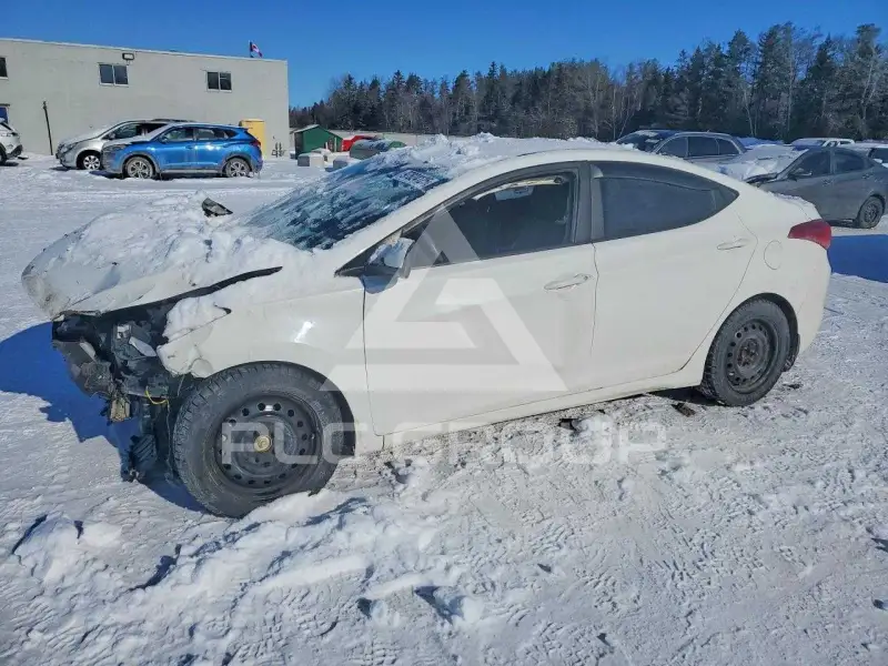 2013 Hyundai Elantra фото