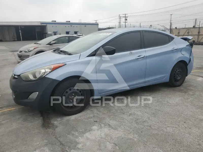 2013 Hyundai Elantra фото
