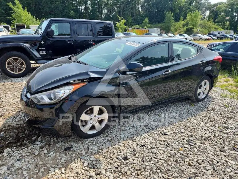 2013 Hyundai Elantra фото