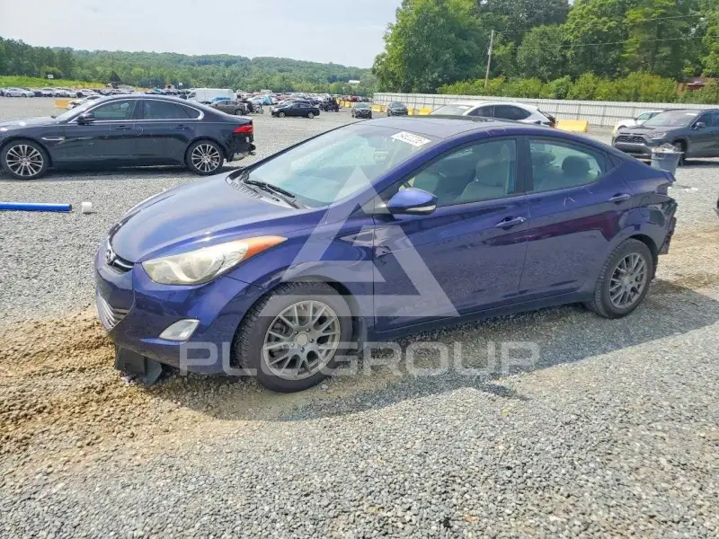 2013 Hyundai Elantra фото
