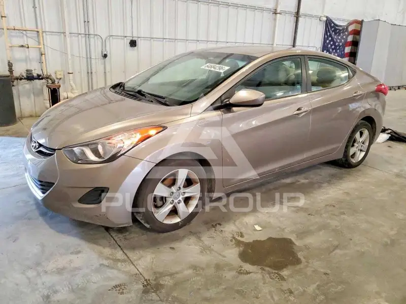 2013 Hyundai Elantra фото