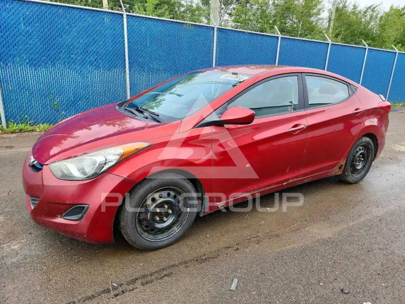 2013 Hyundai Elantra фото