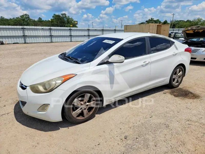 2013 Hyundai Elantra фото