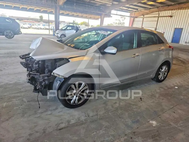 2013 Hyundai Elantra фото