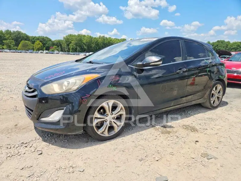 2013 Hyundai Elantra фото