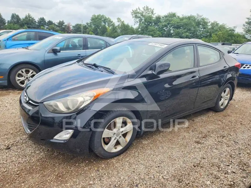 2013 Hyundai Elantra фото