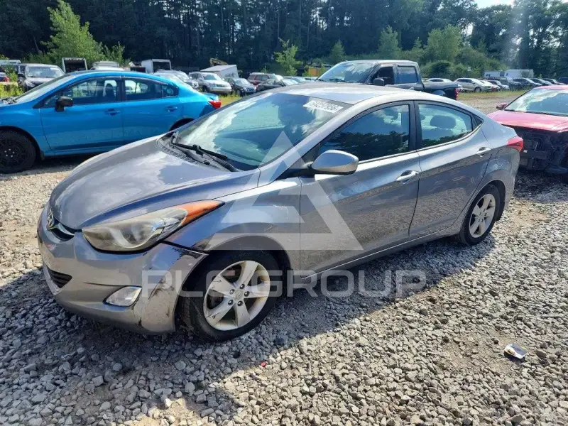2013 Hyundai Elantra фото