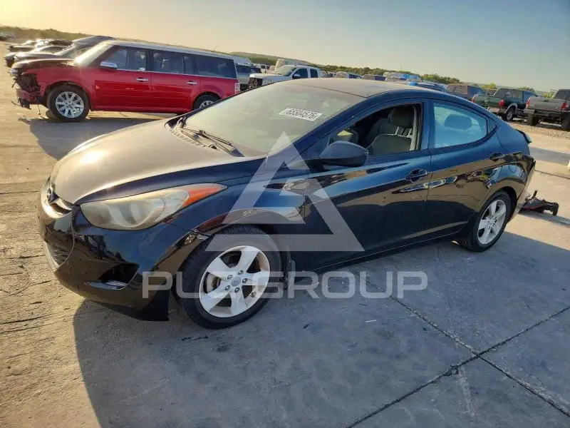 2013 Hyundai Elantra фото