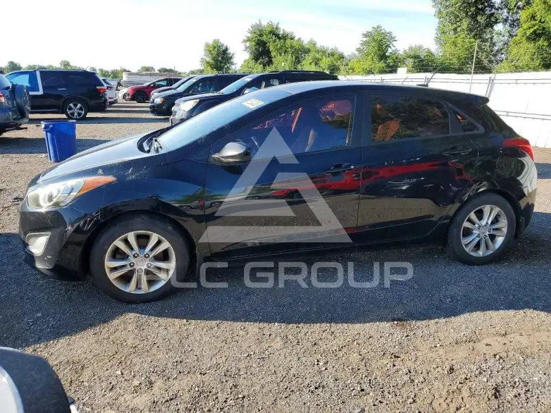 2013 Hyundai Elantra фото