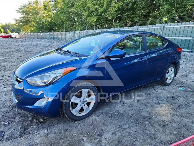 2013 Hyundai Elantra фото