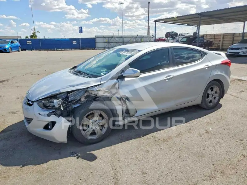 2013 Hyundai Elantra фото