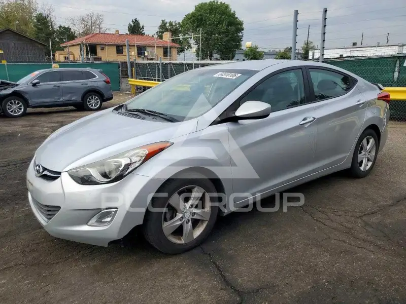 2013 Hyundai Elantra фото
