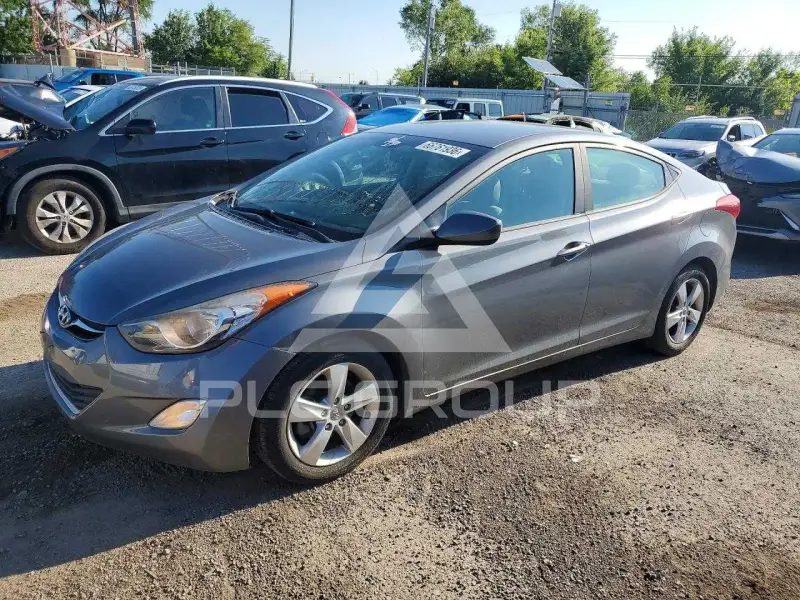 2013 Hyundai Elantra фото