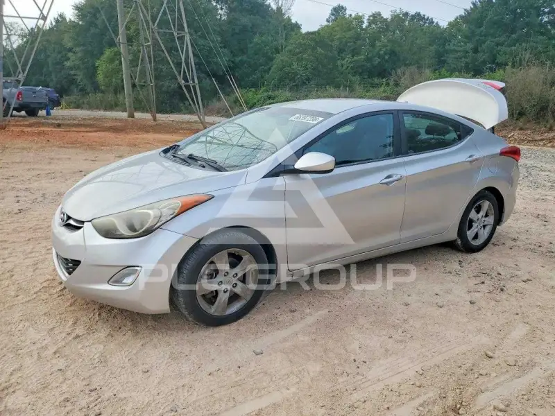2013 Hyundai Elantra фото
