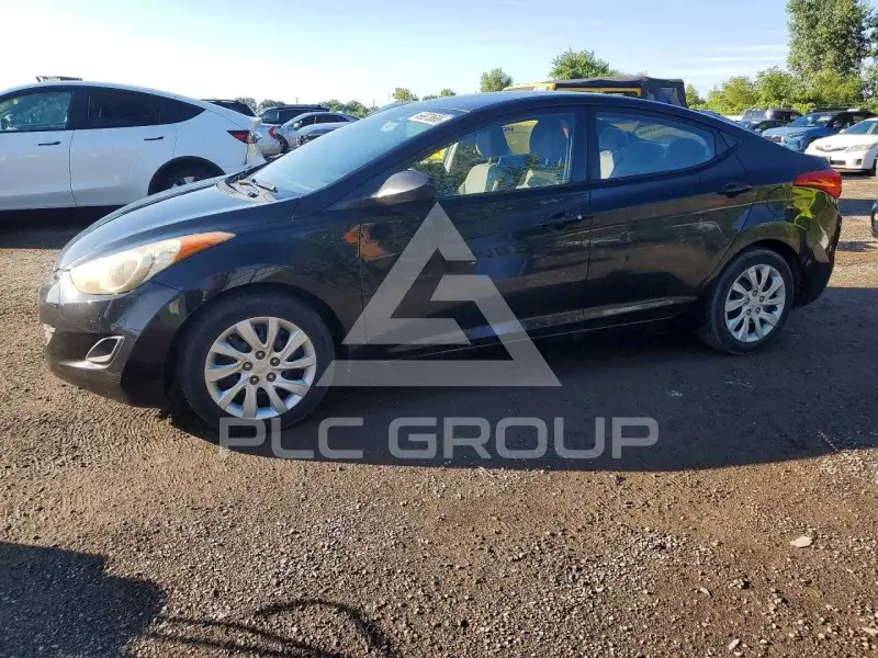 2013 Hyundai Elantra фото