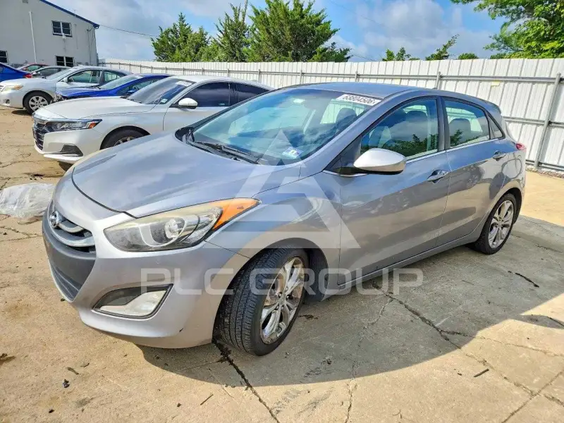 2013 Hyundai Elantra фото