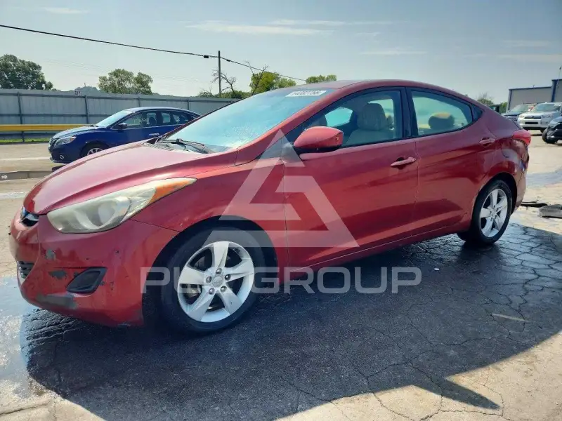 2013 Hyundai Elantra фото