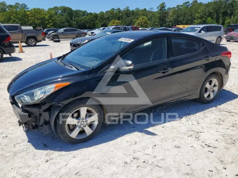 2013 Hyundai Elantra фото